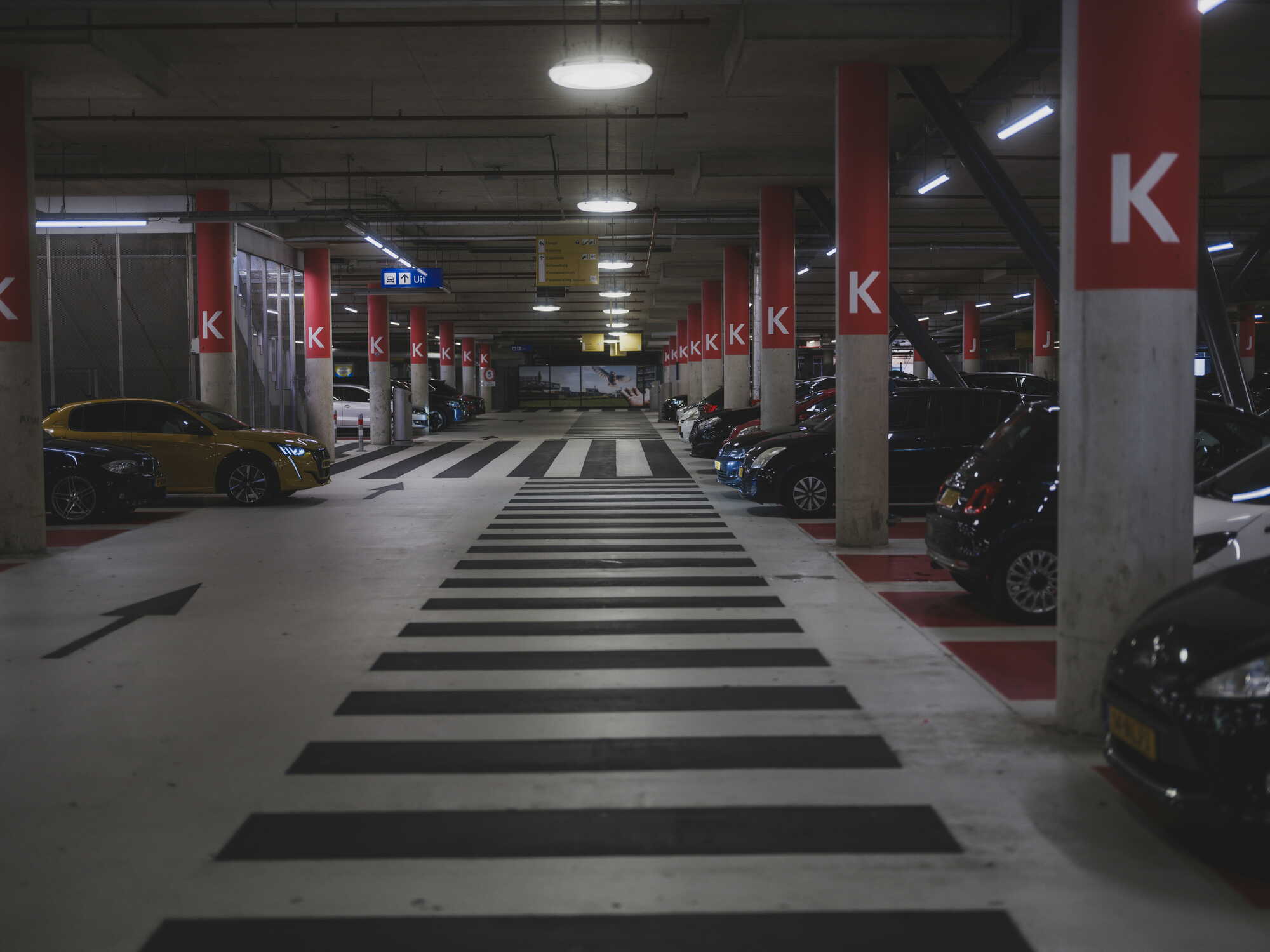 haberdoedas-XNw1SyfHw9o-unsplash (2) Tiefgaragenreinigung Berlin